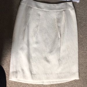 Off white pencil skirt